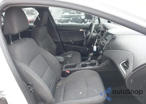 2019 Chevrolet Cruze Ls from USA, damaged, VIN 1G1BC5SM8K7126154